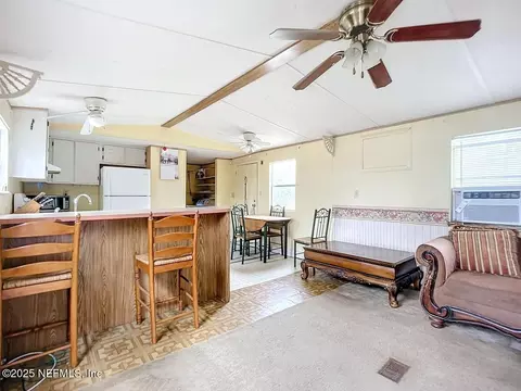 133 Mullis Ave, Interlachen, FL 32148 photo 38