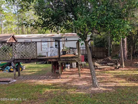 133 Mullis Ave, Interlachen, FL 32148 photo 5