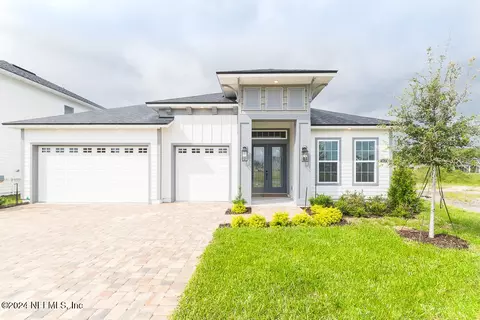 303 Eagle Moon Lake Dr, Saint Augustine, FL 32092