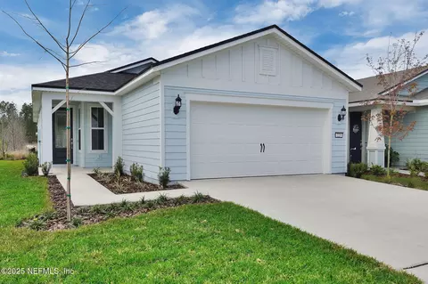 225 Fairlake Cir, Saint Augustine, FL 32092