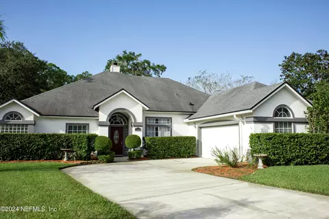 5316 Hampton Gable Ct W, Jacksonville, FL 32257