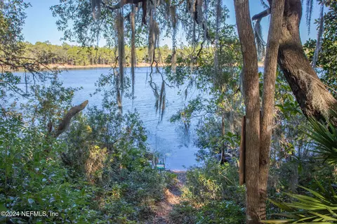 8399 Lily Lake Rd, Melrose, FL 32666