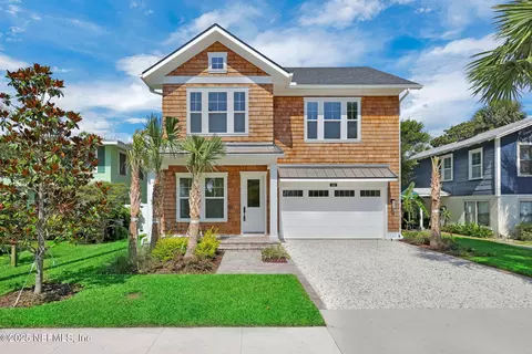 142 Ocean Blvd, Atlantic Beach, FL 32233