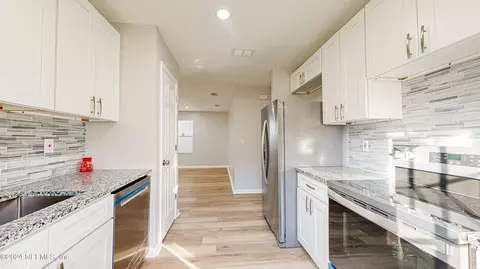 8121 Cocoa Ave, Jacksonville, FL 32211