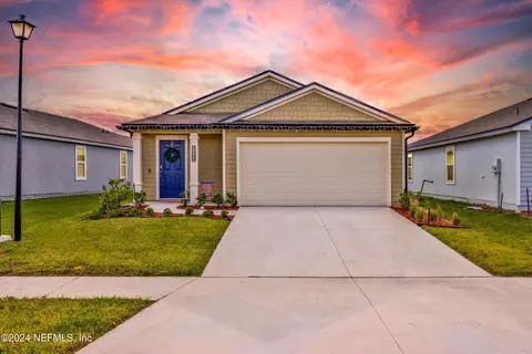 2433 Falling Star Ln, Green Cove Springs, FL 32043