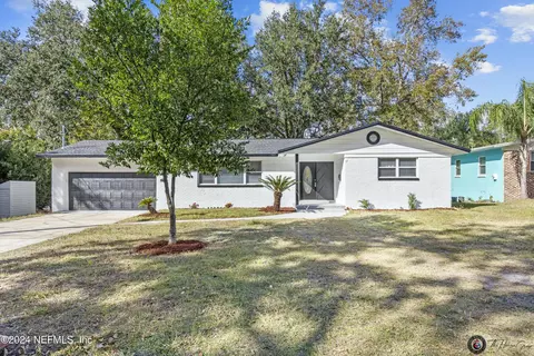 7031 Mt Vernon Cir, Jacksonville, FL 32210