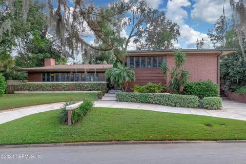 1140 Brookwood Rd, Jacksonville, FL 32207