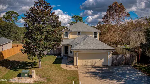 2431 Creekfront Dr, Green Cove Springs, FL 32043