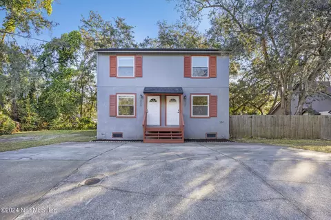 807805 Camelia St, Atlantic Beach, FL 32233
