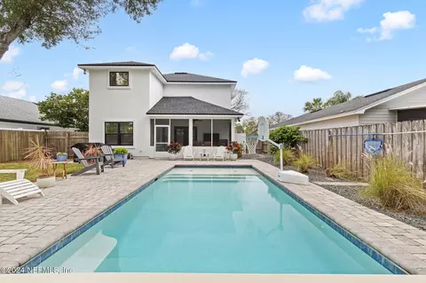 3857 Poinciana Blvd, Jacksonville Beach, FL 32250