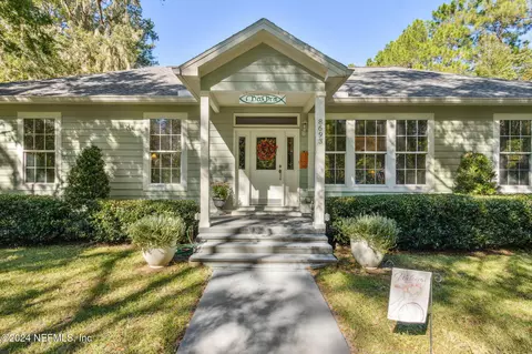 8693 Denny Rd, Jacksonville, FL 32220