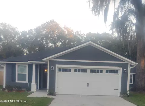 8047 Cannon St, Jacksonville, FL 32220