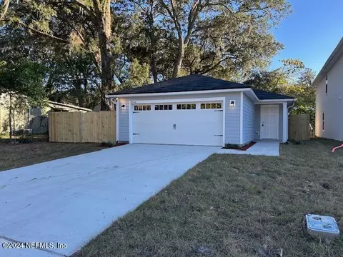 8746 Eaton Ave, Jacksonville, FL 32211