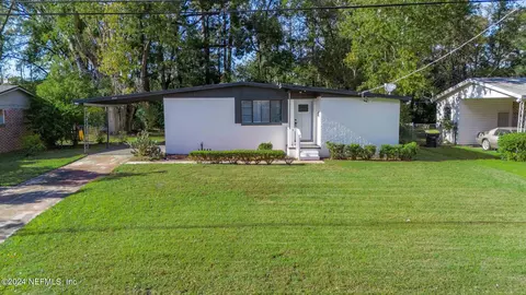 7422 Irving Scott Dr, Jacksonville, FL 32209