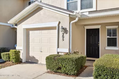 1500 Calming Water Dr #205, Fleming Island, FL 32003