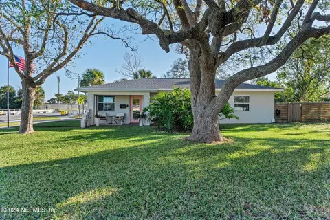 1825 N 8th St, Jacksonville Beach, FL 32250