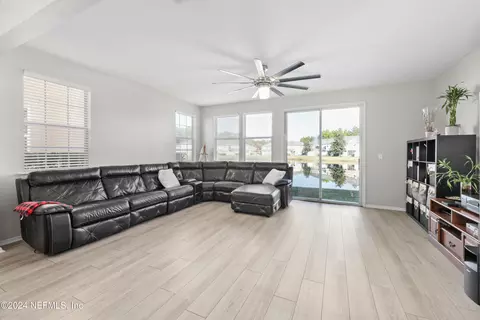6019 Bartram Village Dr, Jacksonville, FL 32258