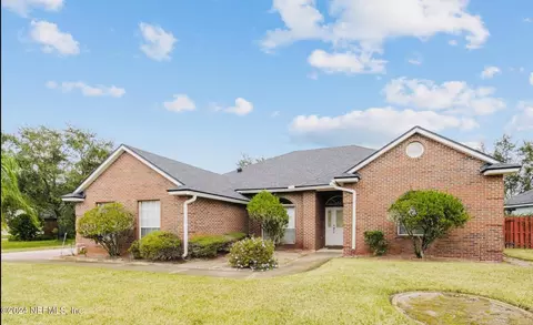 12115 Cedar Trace Dr S, Jacksonville, FL 32246