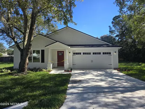 14133 Hollings St, Jacksonville, FL 32218
