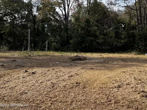 2282 Hidden Waters Dr E, Green Cove Springs, FL 32043