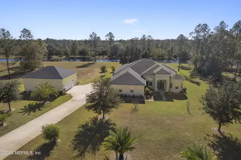9764 Kings Crossing Dr, Jacksonville, FL 32219