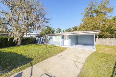5639 Minocqua St, Jacksonville, FL 32210