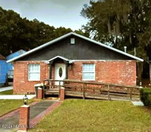77 W 55th St, Jacksonville, FL 32208