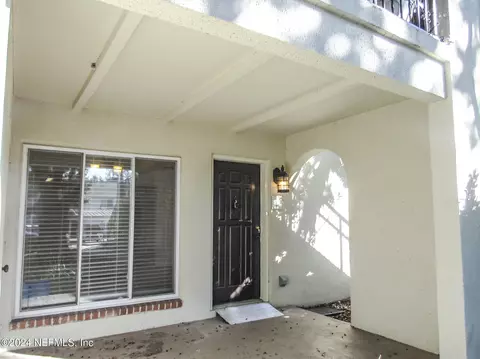 2223 Astor St #T-2, Orange Park, FL 32073