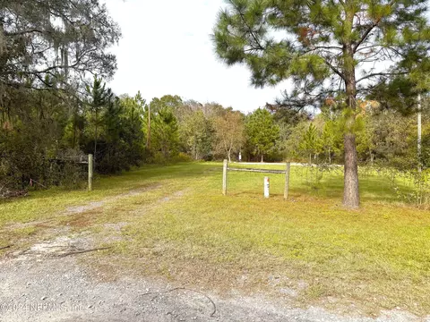 45100 Pony Trl, Callahan, FL 32011