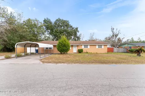 81 Dugger St, Macclenny, FL 32063