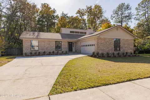 8680 Blackhaw Ct, Jacksonville, FL 32244