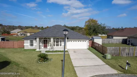 6829 Gentle Oaks Ct, Jacksonville, FL 32244