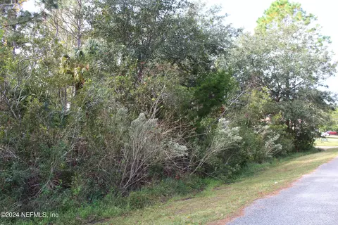 11 Buttonwood Ln, Palm Coast, FL 32137