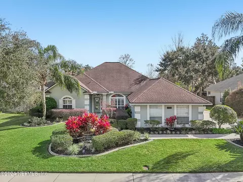 1881 Sentry Oak Ct, Fleming Island, FL 32003