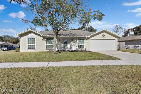12433 Safeshelter Dr S, Jacksonville, FL 32225