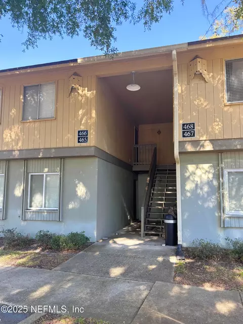 1800 Park Ave #466, Orange Park, FL 32073
