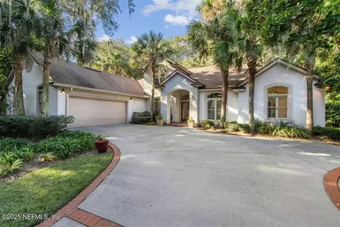 114 Sea Marsh Rd, Fernandina Beach, FL 32034