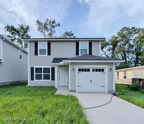 8728 Berry Ave, Jacksonville, FL 32211