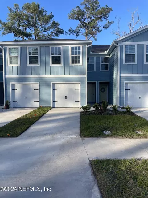 7215 Luminary Ln, Jacksonville, FL 32210