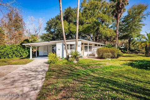 923 Le Brun Dr, Jacksonville, FL 32205