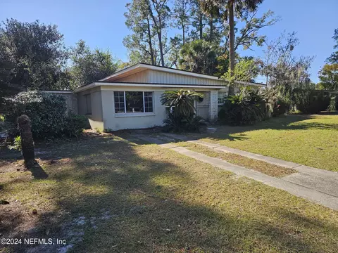 5356 N Keystone Dr, Jacksonville, FL 32207