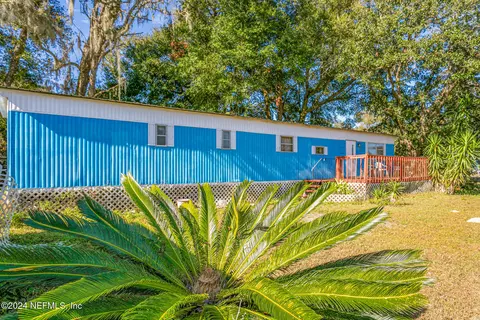 203 Algonquin St, Satsuma, FL 32189