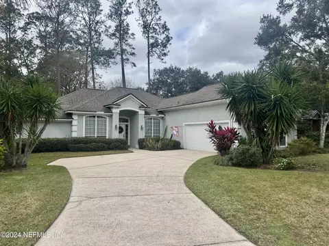 1716 Hunters Ridge Rd, Fleming Island, FL 32003
