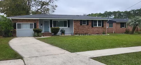 7763 Brockhurst Dr, Jacksonville, FL 32277