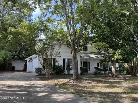 2305 Locustwood Ct, Orange Park, FL 32065