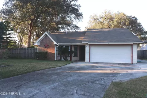 9136 Margolyn Ct, Jacksonville, FL 32257