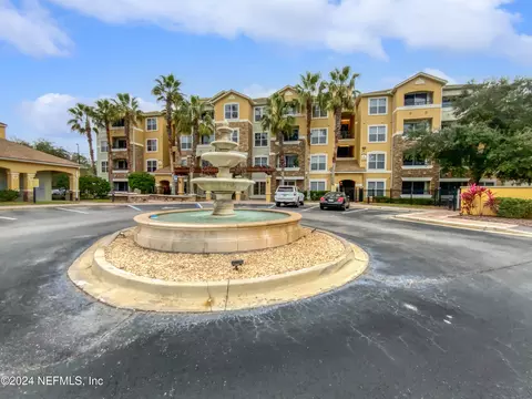8539 Gate Pkwy W #9435, Jacksonville, FL 32216