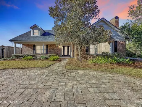 5118 Yacht Club Rd, Jacksonville, FL 32210