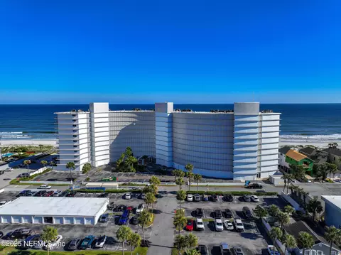 1601 Ocean Dr S #105, Jacksonville Beach, FL 32250