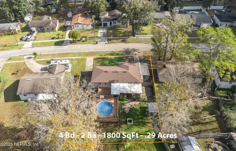414 Capricorn Ln, Orange Park, FL 32073